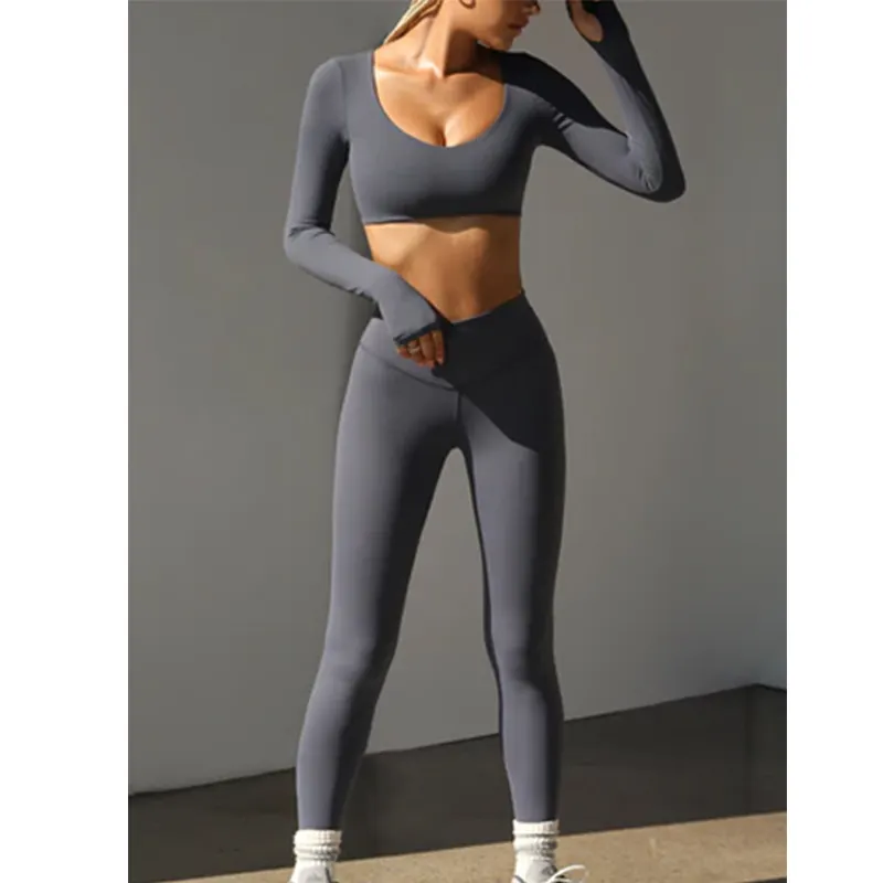 2024 logo personalizzato yoga gym gym set donna activewear fitness allenamento donne 2 pezzi leggings e set superiore