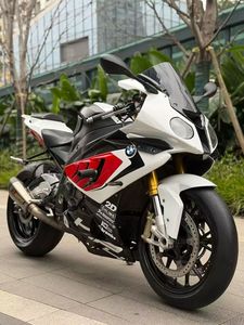 Motocicleta Usada BMiW S1000RR de Gasolina, Cuatro Cilindros, Refrigerada por Agua, <span class=keywords><strong>1000cc</strong></span> - Product Image 5