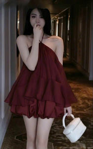 Vestido Mini Rojo con Cuello Halter, Sin Mangas, Cintura Alta, con Volantes en Capas, Ligero y Femenino - Product Image 2