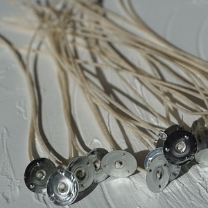 Mèches de bougies en coton naturel pré-cirées à languettes, de haute qualité, vente chaude, directement de l'usine, mèche métallique pour la fabrication de bougies sans fumée - Product Image 5