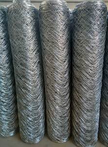 Clôture en grillage hexagonal galvanisé de 2 pouces, filet pour volailles en fil de fer durable - Product Image 3