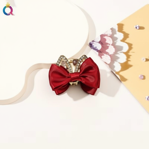 Vendita calda di tendenza moda donna farfalla scintillante clip a scatto a becco d'anatra accessori per la decorazione dei capelli cartone personalizzato per le ragazze - Product Image 1