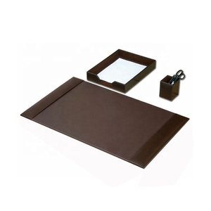 Accessoires de <span class=keywords><strong>bureau</strong></span> 4 pièces , <span class=keywords><strong>ensemble</strong></span> de papeterie en <span class=keywords><strong>cuir</strong></span> de <span class=keywords><strong>bureau</strong></span> en MDF de promotion avec organisateur - Product Image 1