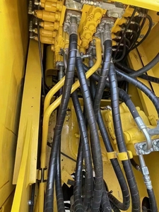 Excavatrice Komatsu PC 200-8 d'occasion, couleur d'origine, bon état, qualité supérieure - Product Image 6