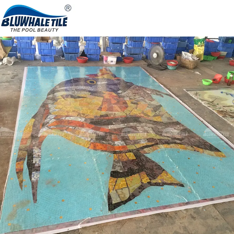 Bluwhale di Un Arresto di Pesce Fatta A Mano Modello di Nuoto Piscina Piastrelle di Vetro Mosaico Murale di Arte