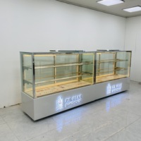 Vitrine réfrigérée en verre trempé avec cadre en marbre chinois et éclairage LED pour biscuits, gâteaux, pains, comptoir d'îlot avec logo personnalisé