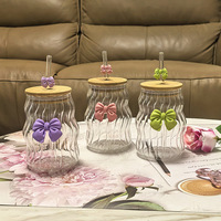 Tasse à café et jus créative en forme de nuage avec nœud papillon, paille intégrée, résistante aux hautes températures, design moderne, style Ins pour filles