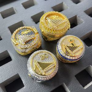 Anillos de Campeonato de los <span class=keywords><strong>Golden</strong></span> <span class=keywords><strong>State</strong></span> <span class=keywords><strong>Warriors</strong></span> de la NBA, Anillos de Moda Chapados en Oro con Diamantes Creados en Laboratorio, Regalo Conmemorativo de Compromiso - Product Image 2