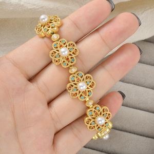 Pulseras de Tenis para Mujer, Modernas, con Circonita Cúbica Personalizada, Perla de Agua Dulce Geométrica, Chapado en Oro de 18K, Antideslustre - Product Image 4