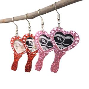 Pendientes acrílicos de espejo de maquillaje tallado con amor de Halloween, forma de corazón chapada a la moda creativa para fiesta o regalo - Product Image 2