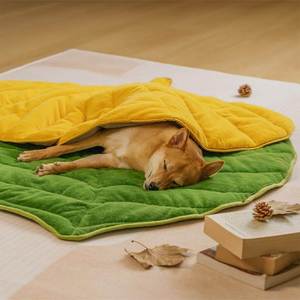 Warm Leaf Shaped Thick Polyester Dog <strong>Bed</strong> <strong>Cover</strong> and Pet Blanket Sofa Pet <strong>Bed</strong> Mat for <strong>Cats</strong> - Product Image 4