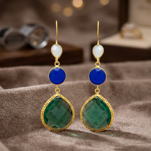 Nouvelle Arrivée Boucles d'Oreilles Pendantes Plaqué Or avec Lapis Lazuli, Onyx Vert, Rubis et Gemmes Hydro pour Mariage et Fiançailles - Product Image 3