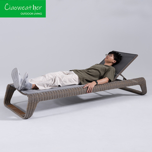 Chaises longues de luxe pour piscine Chaises longues vintage <span class=keywords><strong>en</strong></span> osier pour extérieur <span class=keywords><strong>en</strong></span> <span class=keywords><strong>résine</strong></span> et osier avec coussin rembourré imperméable - Product Image 3