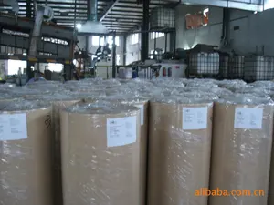 Kertas kraft pe berlapis kertas Kraft 60GSM kertas rilis silikon kulit sapi tahan air kertas kraft gulungan