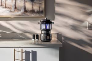 ओल्ट्रा बग जैपर आउटडोर इलेक्ट्रिक मच्छर फ्लाई ट्रैप फ्लाई जैपर मच्छर मारने वाला लैंप कीट ट्रैप लैंप एबीएस प्लास्टिक आउटर - Product Image 2