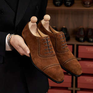 Chaussures Oxford rétro personnalisées 2026 : Chaussures en cuir et daim respirantes de luxe pour hommes, fabriquées à la main - Product Image 1