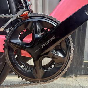 Bicicleta de Carretera de Fibra de Carbono Rosa 700C, Bicicleta de Carreras Ligera de 24 Velocidades con Frenos de Disco Hidráulicos - Product Image 2