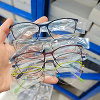 Oferta Promocional: Monturas Ópticas de Titanio para Mujer, Aro Completo, Ligeras, Diseños Italianos de Alta Gama, Estilos Variados, Gafas Modernas