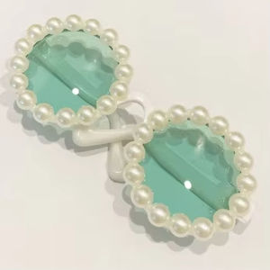 Nouveaux accessoires de gros pour animaux de compagnie : lunettes d'été mignonnes en plastique pour chats et petits chiens, idéales pour les accessoires photo - Product Image 6