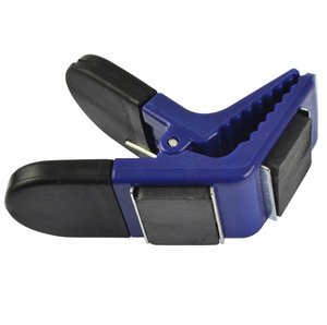 Dailymag - Soporte Magnético para Brochas de Pintura, Abrelatas, Clips Magnéticos para Pintores, Herramientas de Bricolaje, Rojo - Product Image 1