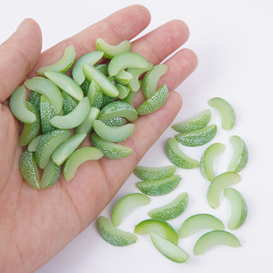 Rodajas de Cantalupo en Miniatura de 2 cm, Juguetes de Comida en Miniatura, Accesorios para Postres y Frutas DIY, Rodajas de Cantalupo Verdes - Product Image 1