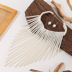 Nueva borla moda clásico collar de perlas de imitación diseño multicapa efecto cascada joyería de capas largas de gama alta - Product Image 4