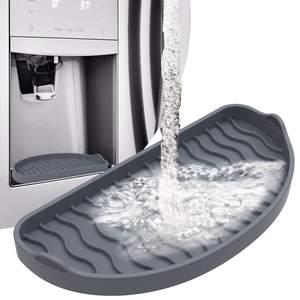 ถาดรองน้ำหยดซิลิโคนสำหรับตู้เย็นแบบใหม่ สามารถตัดและใช้ได้กับตู้เย็นหลากหลายรุ่น - Product Image 1