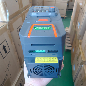Variateurs de fréquence AC VFD 0,75KW 1,5KW 2,2KW 4KW monophasés 220V et triphasés 380V pour pompes AC en stock - Product Image 3