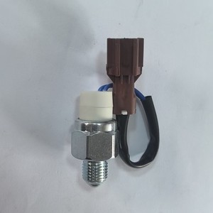 Sensor de aparcamiento 8-98180974-0 para Isuzu 12 V, asistencia de marcha atrás - Product Image 5
