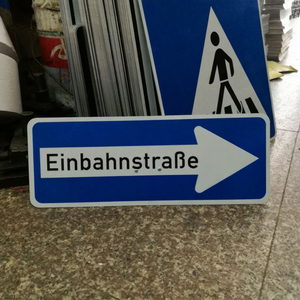 Panneaux de signalisation routière en aluminium réfléchissant personnalisés en gros, panneaux de signalisation de sécurité, panneaux d'avertissement, panneaux d'indication de direction - Product Image 1