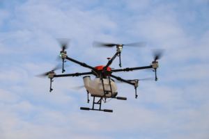 Dron Agrícola de Precisión de 6 Ejes y 16L con Pulverizador de Control Remoto y Batería de Alta Potencia para Protección de Cultivos y Aplicación de Semillas - Product Image 5