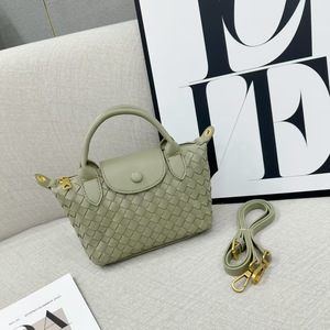 Latest Fashion Women <strong>Round</strong> Handle <strong>Woven</strong> Hand <strong>Bags</strong> for Ladies Small Handwork <strong>Woven</strong> <strong>Tote</strong> <strong>Bags</strong> From Guangzhou - Product Image 1