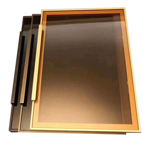 Nuovo Armadio Minimalista in Stile Italiano con Profilo in Alluminio e Porta in Vetro Satinato - Product Image 4