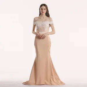 복숭아 오프 숄더 오픈 V 분열 크레이프 핏 플레어 섹시한 레이스 기차 신부 들러리 드레스 2021