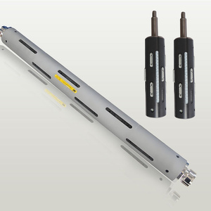 Eje de expansión de aire de aluminio flexible de 6 pulgadas con tira de goma continua externa y rodamiento para máquina cortadora de papel - Product Image 1