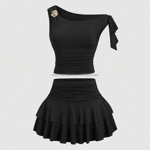 Completo Due Pezzi Personalizzato con Top Corto e Minigonna a Balze per <span class=keywords><strong>Donna</strong></span> - Product Image 2