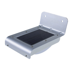 Lampada Stradale Solare a Incasso 12V con Sensore di Movimento 16LED in Alluminio IP65 per Esterni, Strade e Giardini - Product Image 1