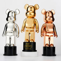 Fabricants chinois en gros pas cher résine or argent cuivre violent ours trophée sport trophée personnalisé