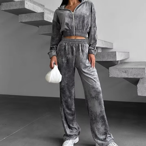 Ensemble décontracté haut de gamme pour femme : Crop Top et <span class=keywords><strong>pantalon</strong></span> large en <span class=keywords><strong>velours</strong></span> avec sweat à capuche zippé, 2 pièces en <span class=keywords><strong>velours</strong></span> 100% coton, idéal pour le fitness - Product Image 1