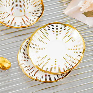 <span class=keywords><strong>Taza</strong></span> de Café de Cerámica Espresso de Lujo con Platillo, Juego de Tazas de Café de Cerámica Turcas Árabes <span class=keywords><strong>para</strong></span> Latte - Product Image 3