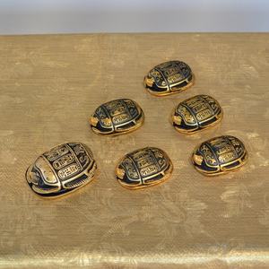 Scultura Ornamentale Creativa del Scarabeo dell'Antico Egitto ESB26, Artigianato in Resina Realistico Dipinto a Mano per Decorazione Casa e Ufficio - Product Image 4