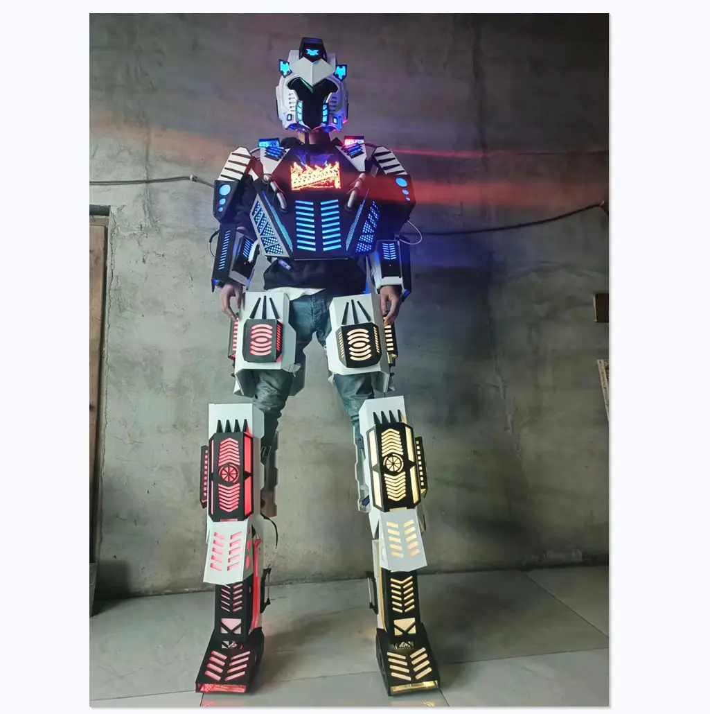 2024 nouveau à venir! Costume de robot led pole dance wear rave bandes de vêtements lumières led échasses et clowns jouent costumes