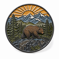Broche en émail souple Ours brun personnalisée, thème Montagne, Forêt, Camping, Randonnée, Aventure en plein air, Cadeaux, Vente en gros, Pin's de revers