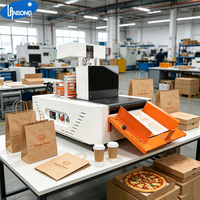 Imprimante industrielle multifonctionnelle à jet d'encre en une seule passe pour l'impression d'emballages en papier, de sacs à main, de boîtes à pizza et de cartons