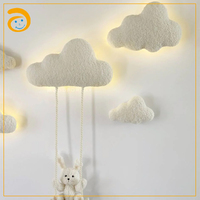 Ensemble de décoration murale neutre pour chambre de bébé, lumières LED nuages moelleux avec échelle en corde et ornement ours en peluche pour chambre d'enfant