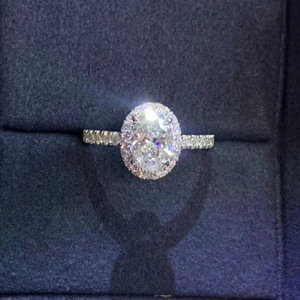 Bague de fiançailles en argent sterling S925 avec diamant à haute teneur en carbone, simulation de diamant moissanite, diamant surdimensionné de 4 carats - Product Image 3