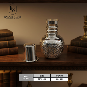 Kalash de Plata de Ley con Vidrio, Recipiente Tradicional Indio Hecho a Mano para Rituales de Templo en el Hogar y Uso Auspicioso - Product Image 1