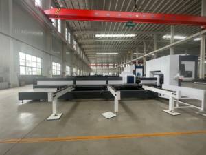 Nueva serie 2026: Máquina de corte automático CNC de tubos metálicos de 3000W, superventas, compatible con acero inoxidable, AI/BMP para Raytools - Product Image 3