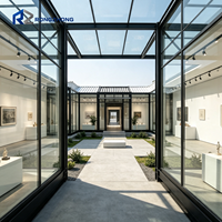 Salle d'exposition d'art modulaire en conteneurs, structure en acier préfabriquée, galerie avec façade entièrement vitrée, panneaux sandwich, musée temporaire