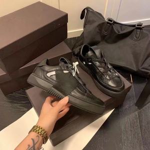 Chaussures décontractées pour hommes et femmes, style rétro sportif, en PU, avec empeigne patchwork, lacets, semelles compensées, bout rond, avec soutien de la voûte plantaire - Product Image 6